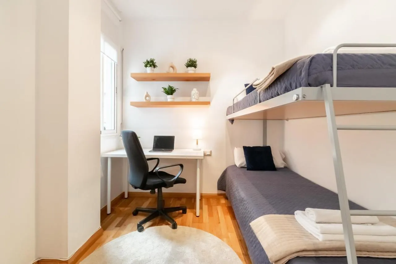 Apartamento Sagrada Familia: Bonito Y Muy Centrico Barcelona España